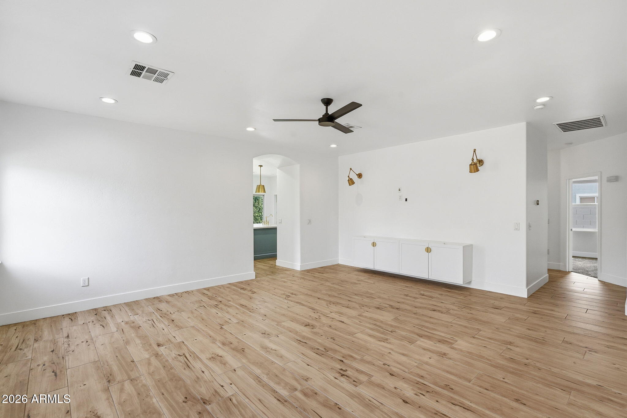 2634 East Del Rio Street Gilbert, AZ 85295 - Photo 7 of 36 008_ListerPros