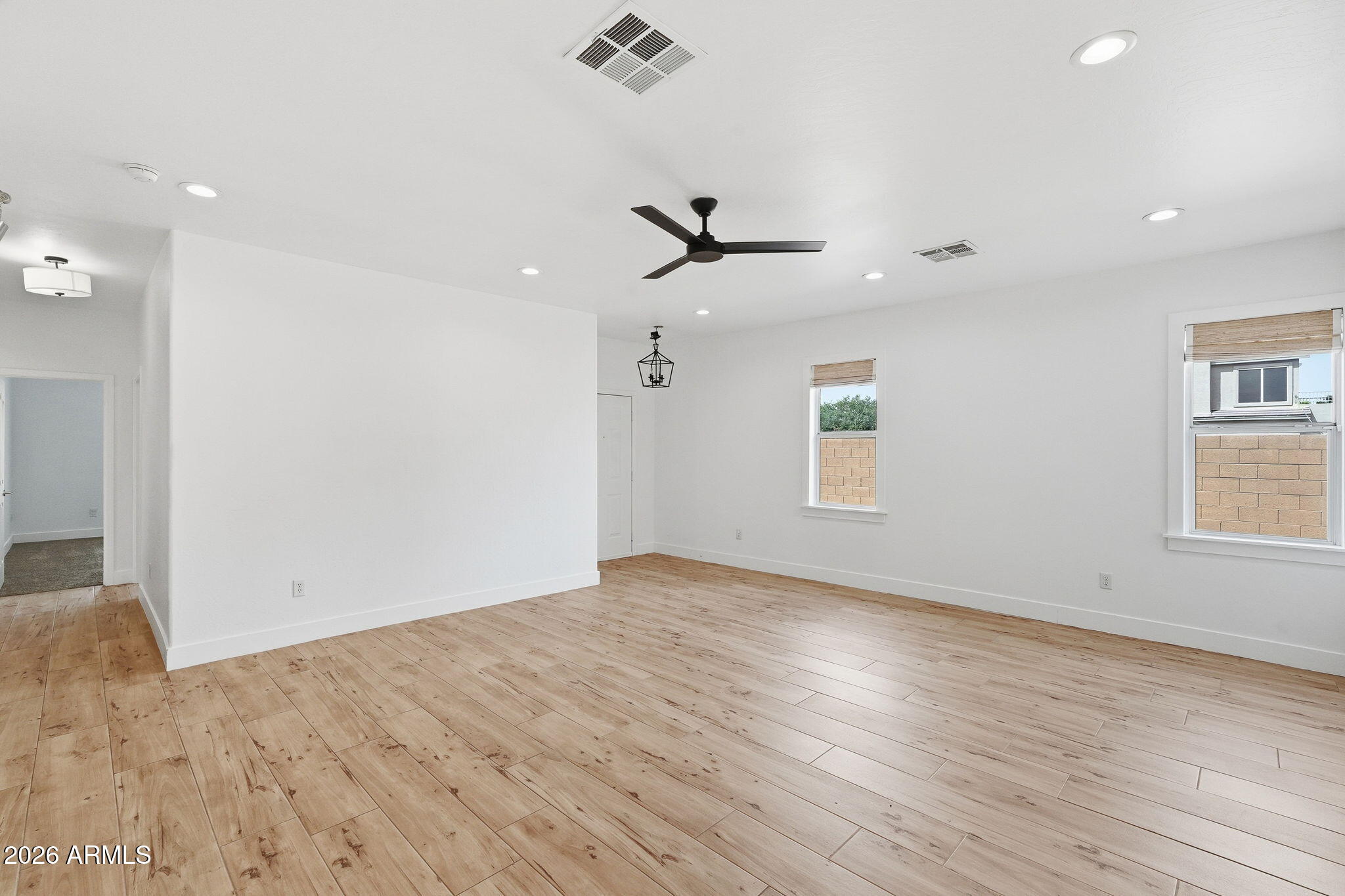 2634 East Del Rio Street Gilbert, AZ 85295 - Photo 8 of 36 009_ListerPros