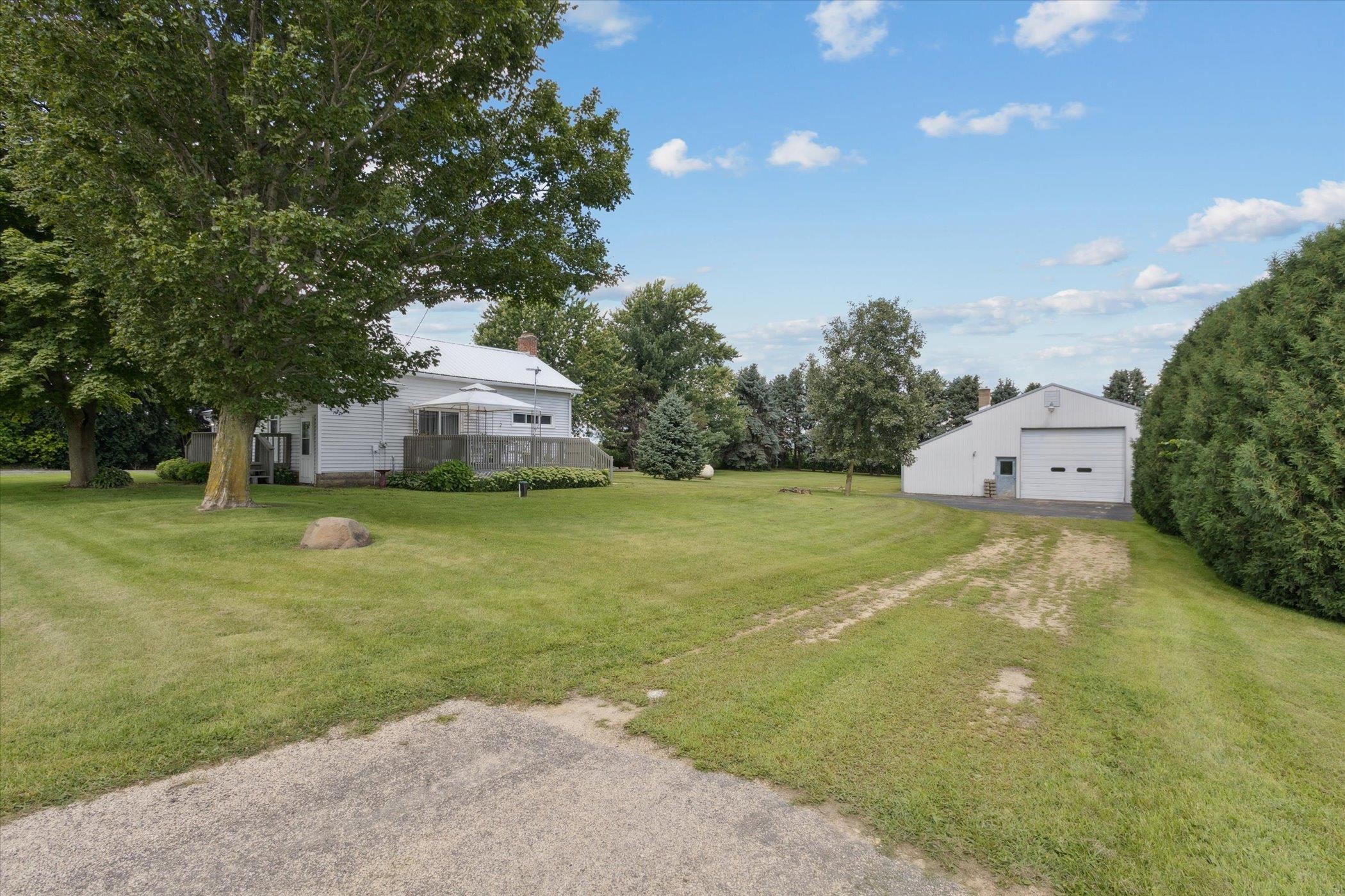 976 East Cedarville Road Freeport, IL 61032 - Photo 48 of 48