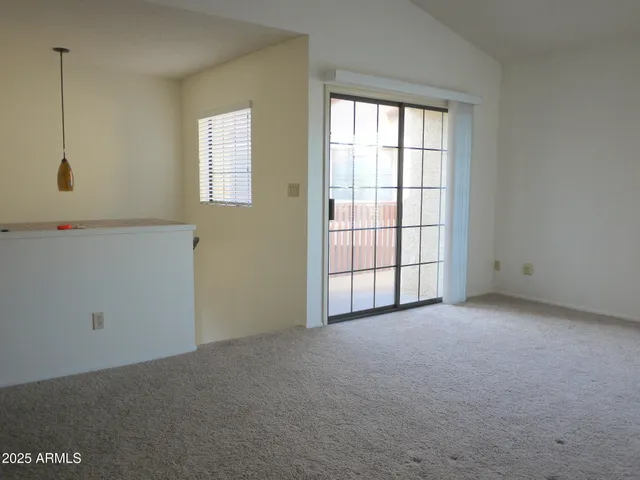 $1,450 | 700 East Mesquite Circle, Unit P216, Tempe, AZ 85288