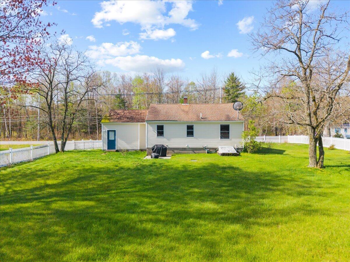 255 Alfred Road Kennebunk, ME 04043 - Photo 39 of 45 38-255 Alfred-38