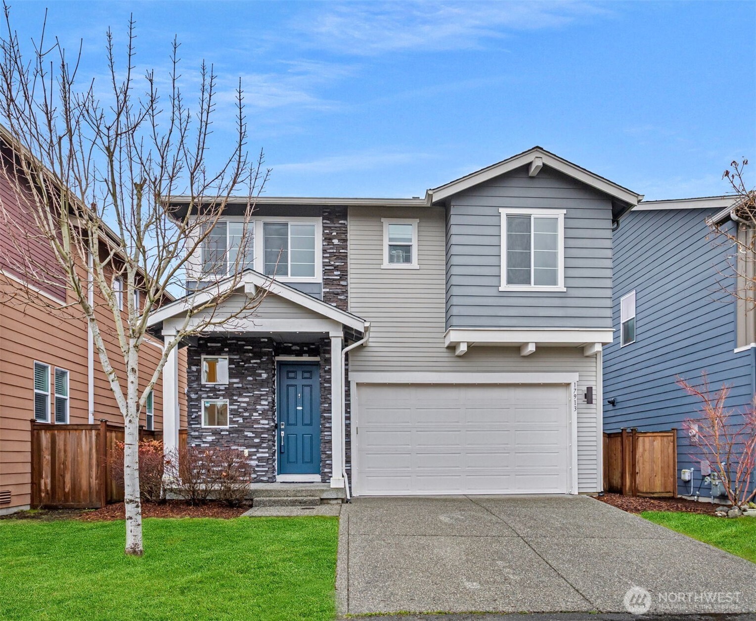 17913 38th Drive Southeast, Unit 20 Bothell, WA 98012 - Photo 2 of 32