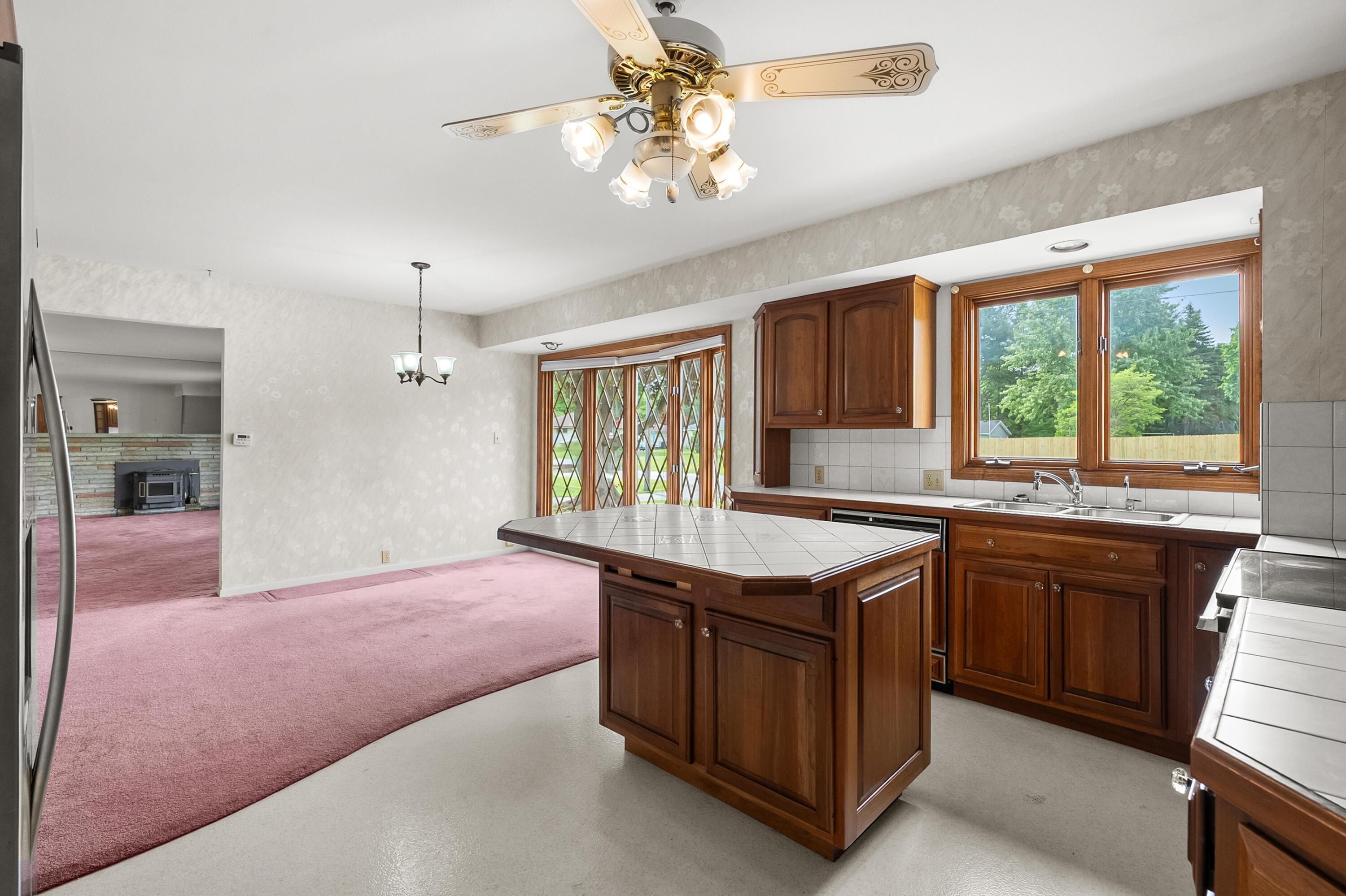 1015 Chippewa Street Jenison, MI 49428 - Photo 9 of 48 Chippewa St 1015 Jenison 49428-10
