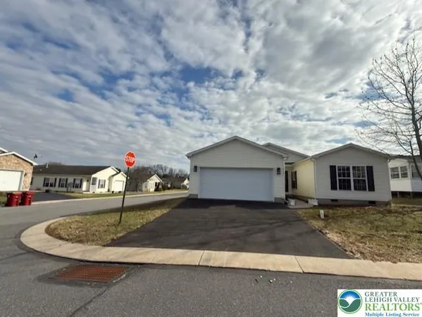 $314,900 | 636 San Simeon Place, Easton, PA 18040