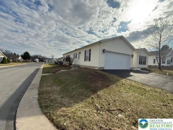 $314,900 | 636 San Simeon Place, Easton, PA 18040