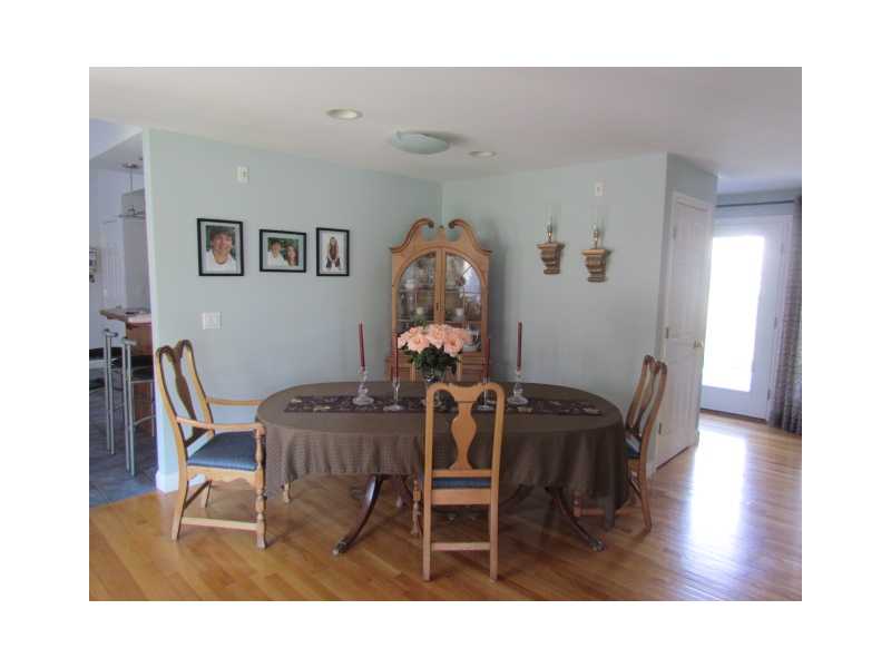 69 Deer Trail Road South Kingstown, RI 02879 - Photo 11 of 19 Dining Room.