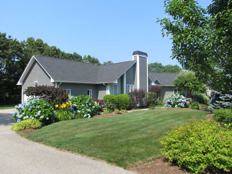 69 Deer Trail Road South Kingstown, RI 02879 - Photo 17 of 19 Exterior Front.