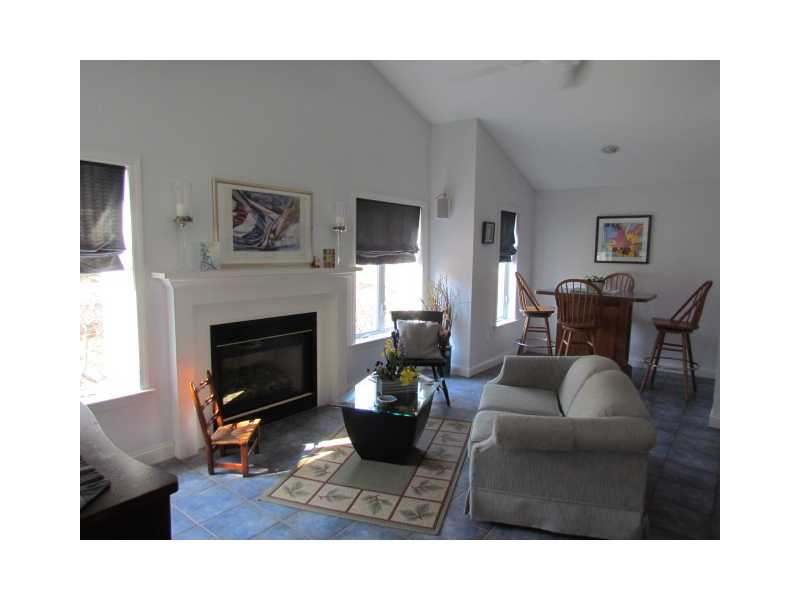 69 Deer Trail Road South Kingstown, RI 02879 - Photo 9 of 19 Den/Family/Great Room.