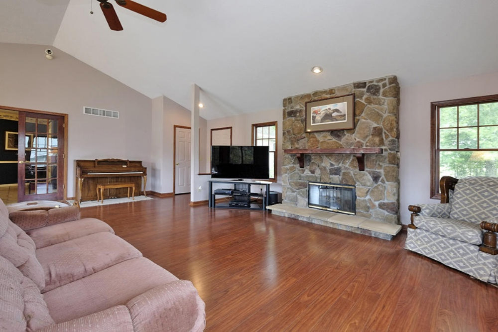13815 Hallock Road Hickory Corners, MI 49060 - Photo 2 of 57 13815 Hallock-2