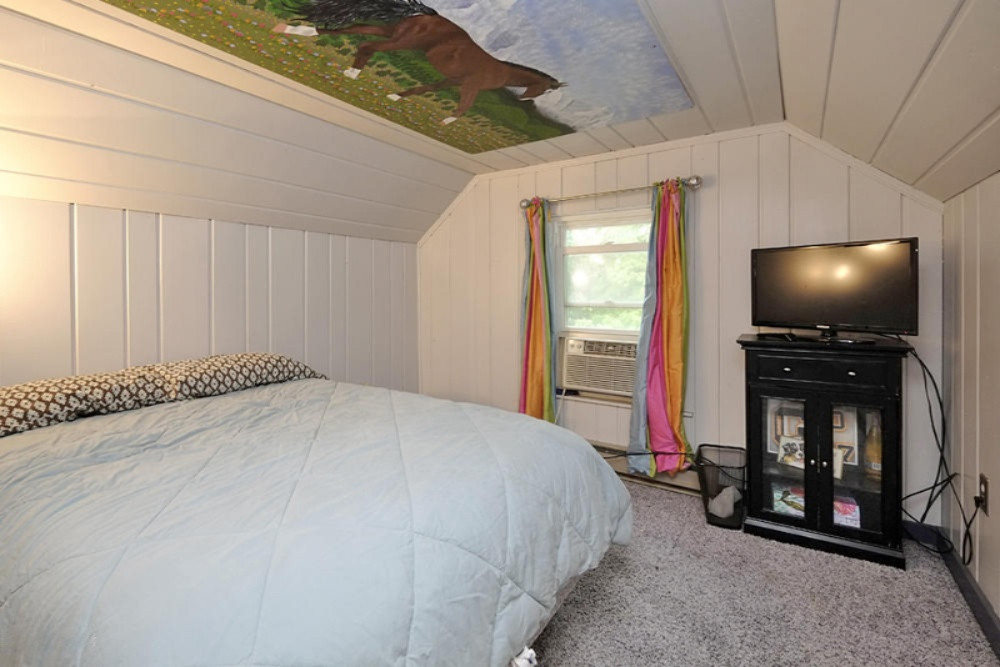 13815 Hallock Road Hickory Corners, MI 49060 - Photo 23 of 57 13815 Hallock-24