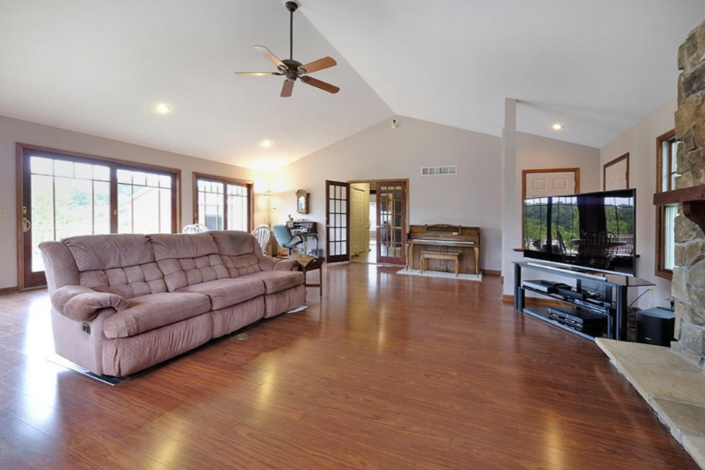 13815 Hallock Road Hickory Corners, MI 49060 - Photo 3 of 57 13815 Hallock-3