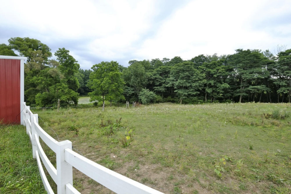 13815 Hallock Road Hickory Corners, MI 49060 - Photo 46 of 57 13815 Hallock-47
