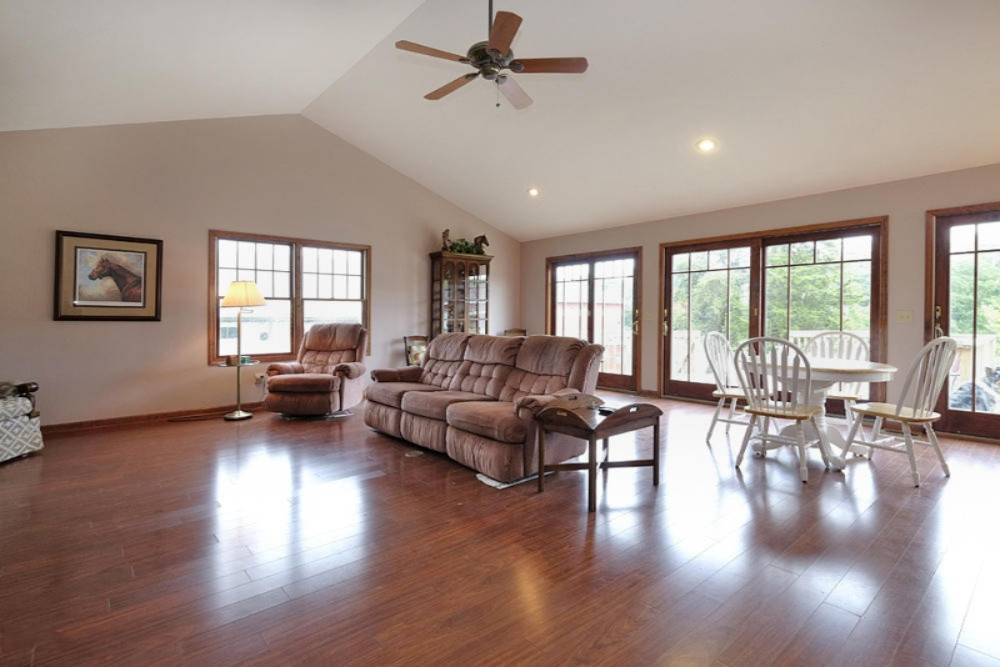 13815 Hallock Road Hickory Corners, MI 49060 - Photo 5 of 57 13815 Hallock-5