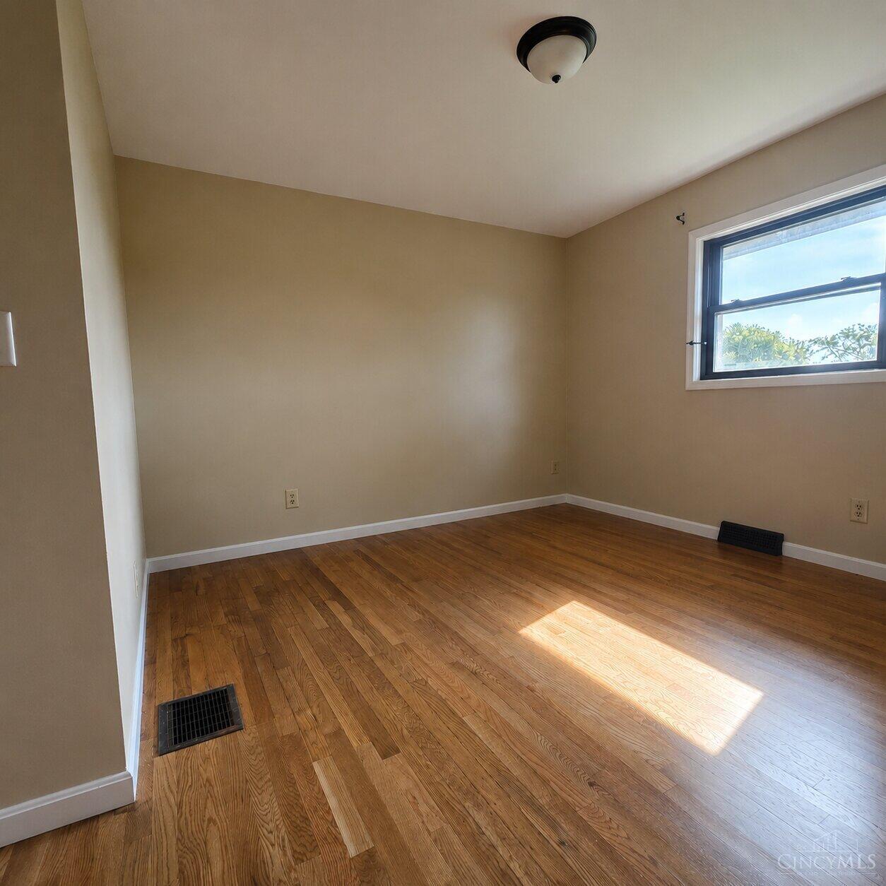 9173 Wilson Road Waynesville, OH 45068 - Photo 13 of 26 Gallery Image 13