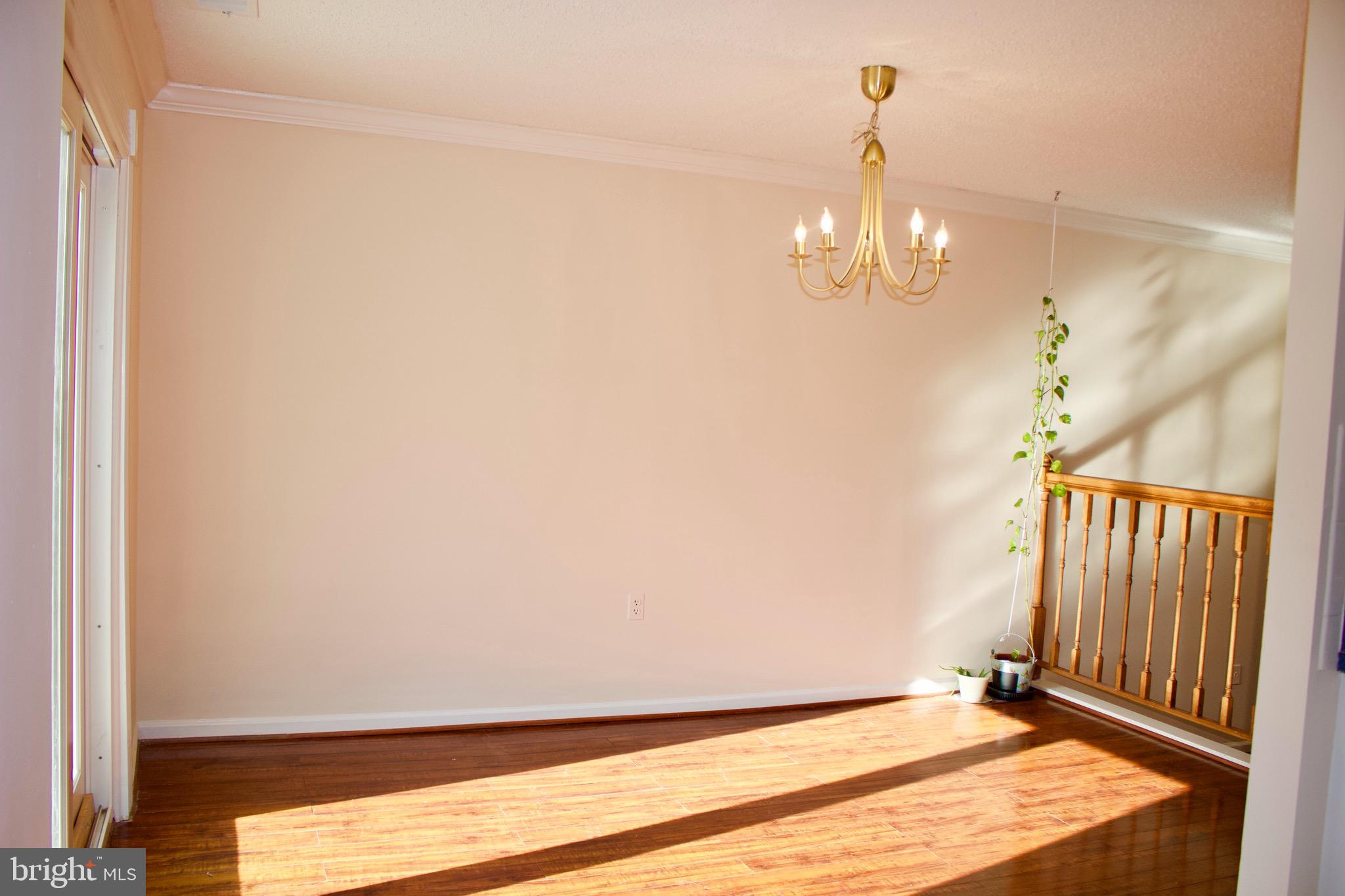 9731 Ashbourn Drive Burke, VA 22015 - Photo 8 of 26 Dining room