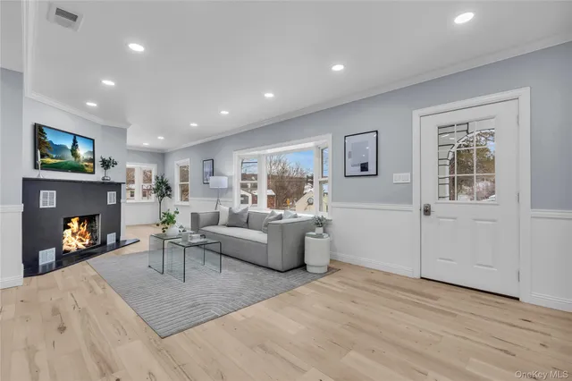 $650,000 | 58 Lakelands Avenue, Greenwood Lake, NY 10925