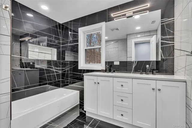 $650,000 | 58 Lakelands Avenue, Greenwood Lake, NY 10925