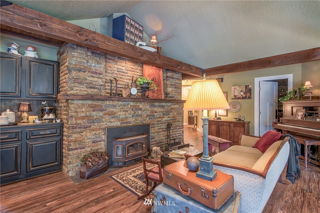 1106 Mox Chehalis Road McCleary, WA 98557 - Photo 4 of 25 Gallery Image 4