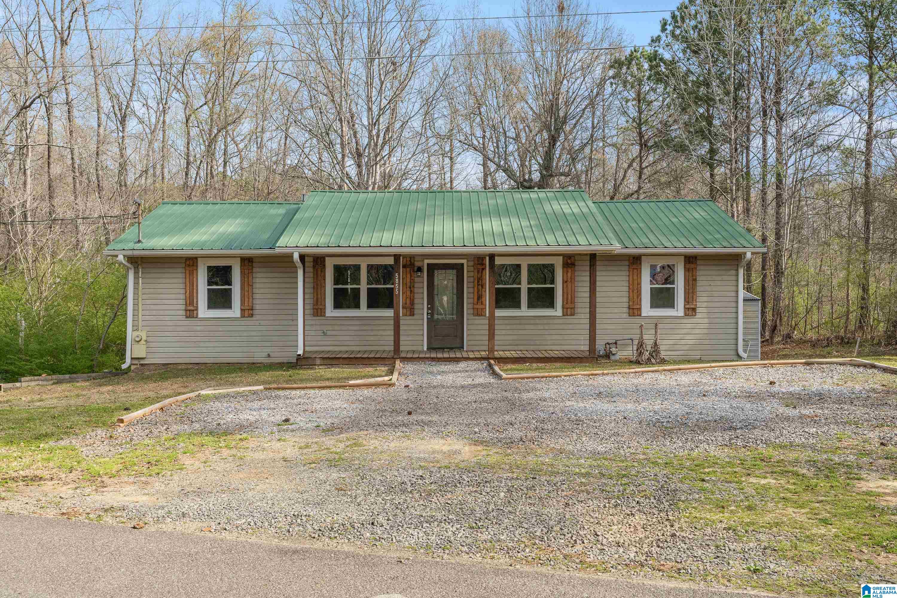 5855 Kilgore Church Road Dora, AL 35062 - Photo 2 of 29