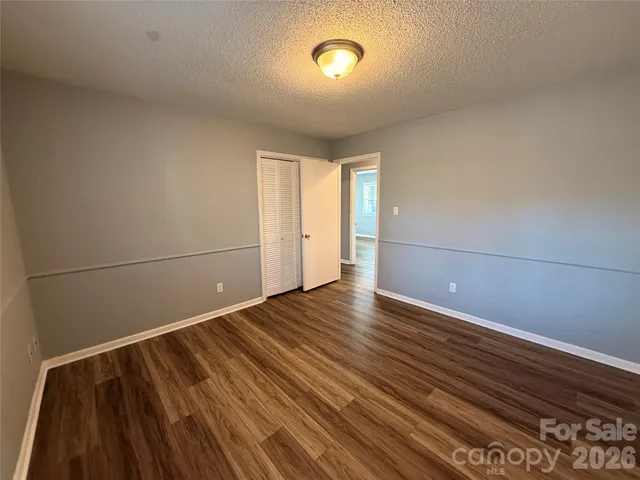 $384,900 | 1230 18th Avenue Northeast, Hickory, NC 28601