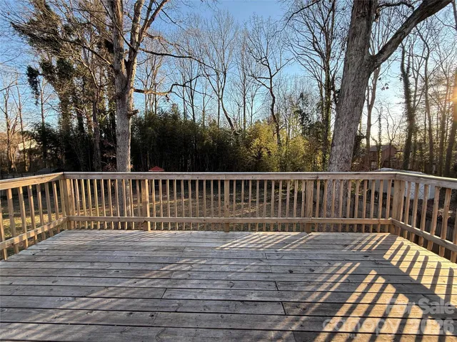 $384,900 | 1230 18th Avenue Northeast, Hickory, NC 28601