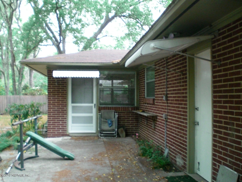 5404 Santa Rosa Way Jacksonville, FL 32211 - Photo 4 of 16 Patio