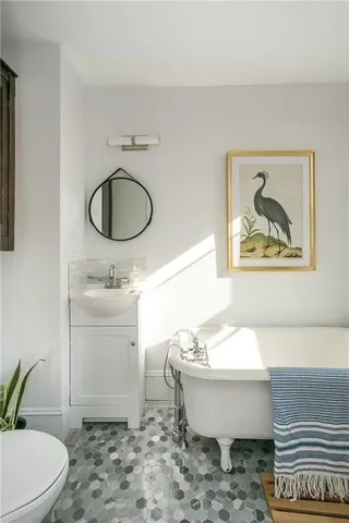 $2,195,000 | 12 Poplar Street, Newport, RI 02840