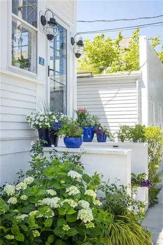 $2,195,000 | 12 Poplar Street, Newport, RI 02840