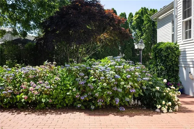 $2,195,000 | 12 Poplar Street, Newport, RI 02840
