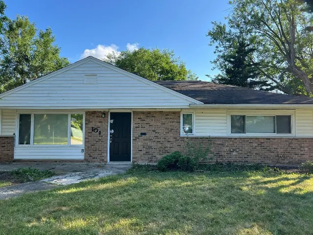 $158,000 | 101 Shabbona Drive, Park Forest, IL 60466