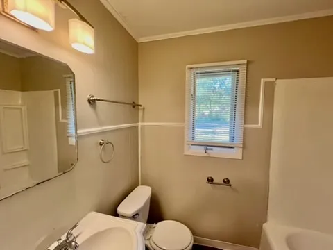 $158,000 | 101 Shabbona Drive, Park Forest, IL 60466