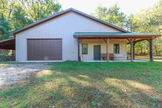 $2,000,000 | N6965 Knutson Lake Road, Ogdensburg, WI 54962