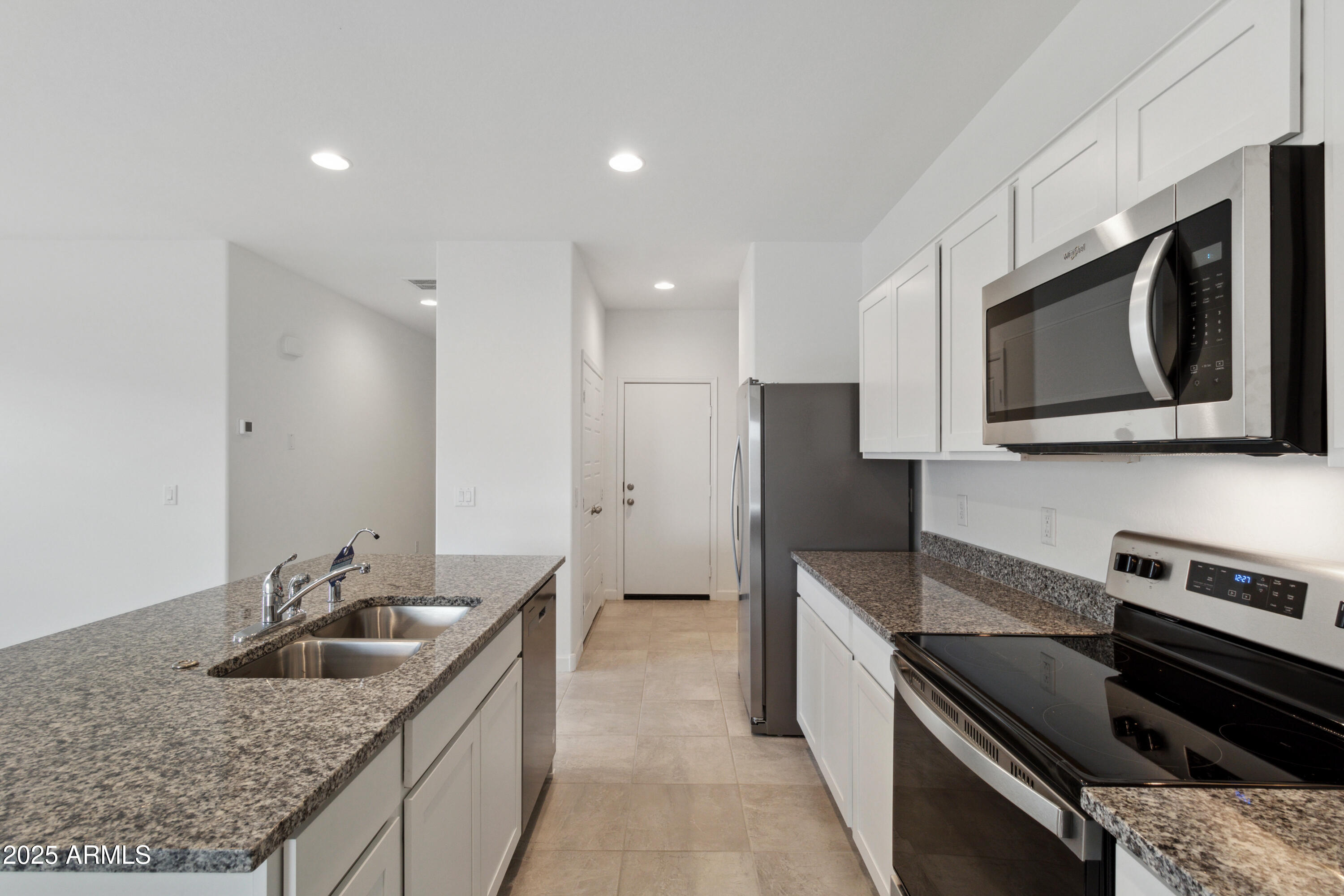 8434 West Gehrig Way Florence, AZ 85132 - Photo 5 of 29 _MG_5940