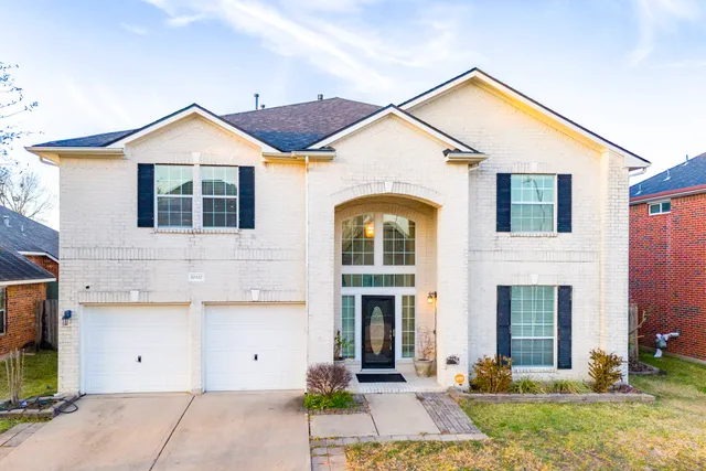 $535,000 | 12522 East Nantucket Road, Sugar Land, TX 77478