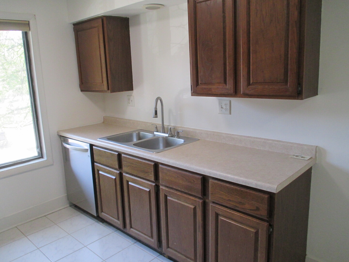 744 Briar Hill Lane, Unit 4 Addison, IL 60101 - Photo 6 of 22