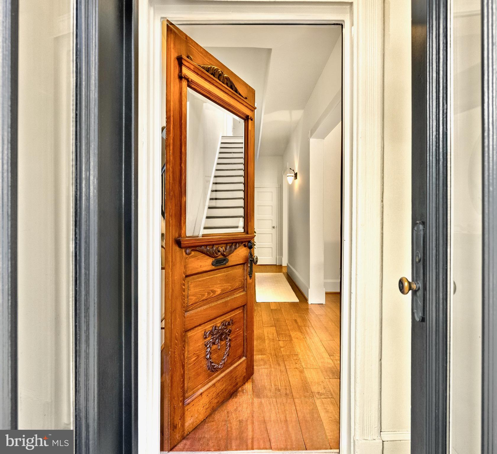 925 R Street Northwest Washington, DC 20001 - Photo 3 of 23 a view of a bathroom