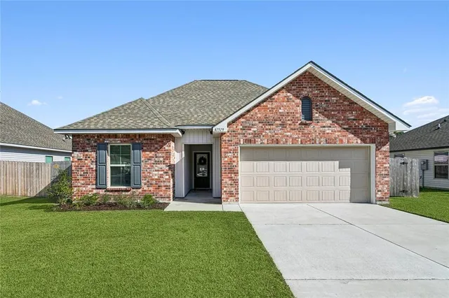 $248,500 | 41519 Dothan Place, Ponchatoula, LA 70454