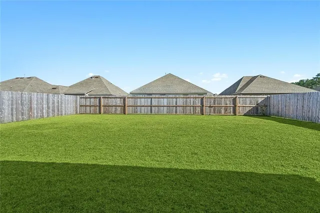 $248,500 | 41519 Dothan Place, Ponchatoula, LA 70454