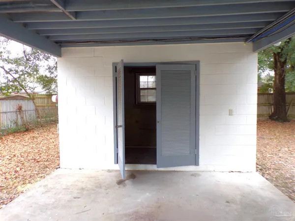 $1,425 | 4512 Chantilly Way, Pensacola, FL 32505