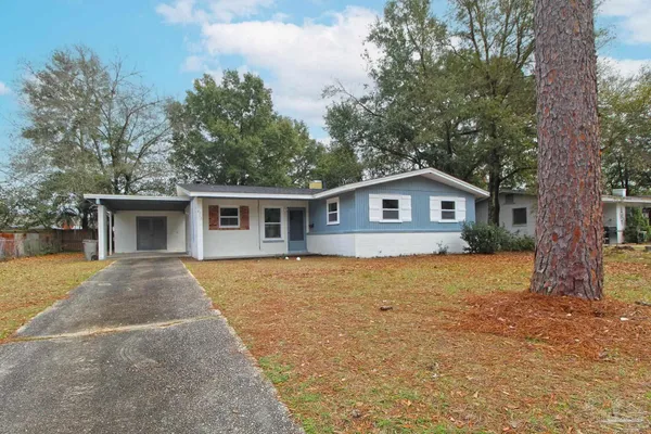 $1,425 | 4512 Chantilly Way, Pensacola, FL 32505