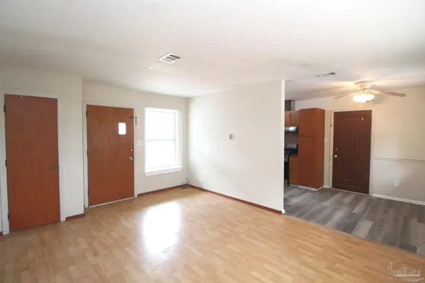 $1,425 | 4512 Chantilly Way, Pensacola, FL 32505
