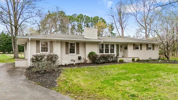 $525,000 | 6909 Wooden Rail Lane, Summerfield, NC 27358