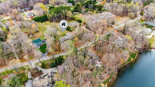 $525,000 | 6909 Wooden Rail Lane, Summerfield, NC 27358