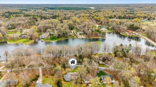$525,000 | 6909 Wooden Rail Lane, Summerfield, NC 27358