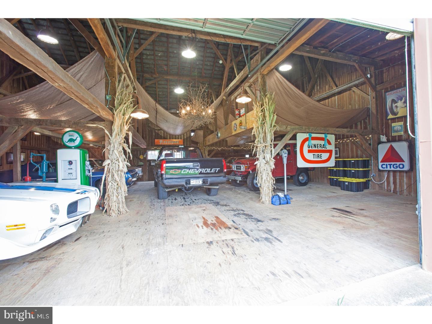 937 Macclesfield Road Buckingham, PA 18925 - Photo 25 of 30 Barn