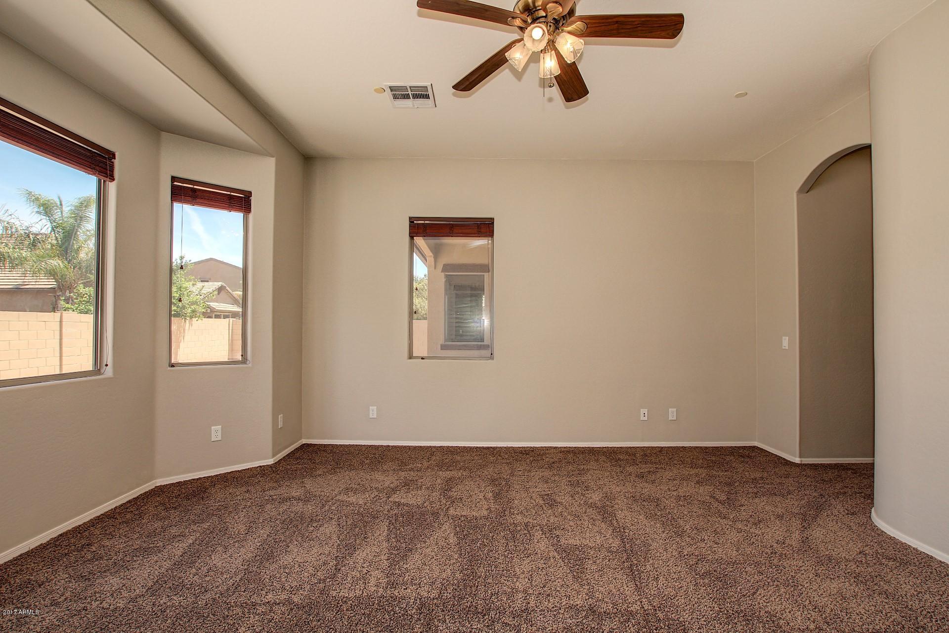 1046 Phelps Street Gilbert, AZ 85295 - Photo 14 of 24 1046 E Phelps St (15)