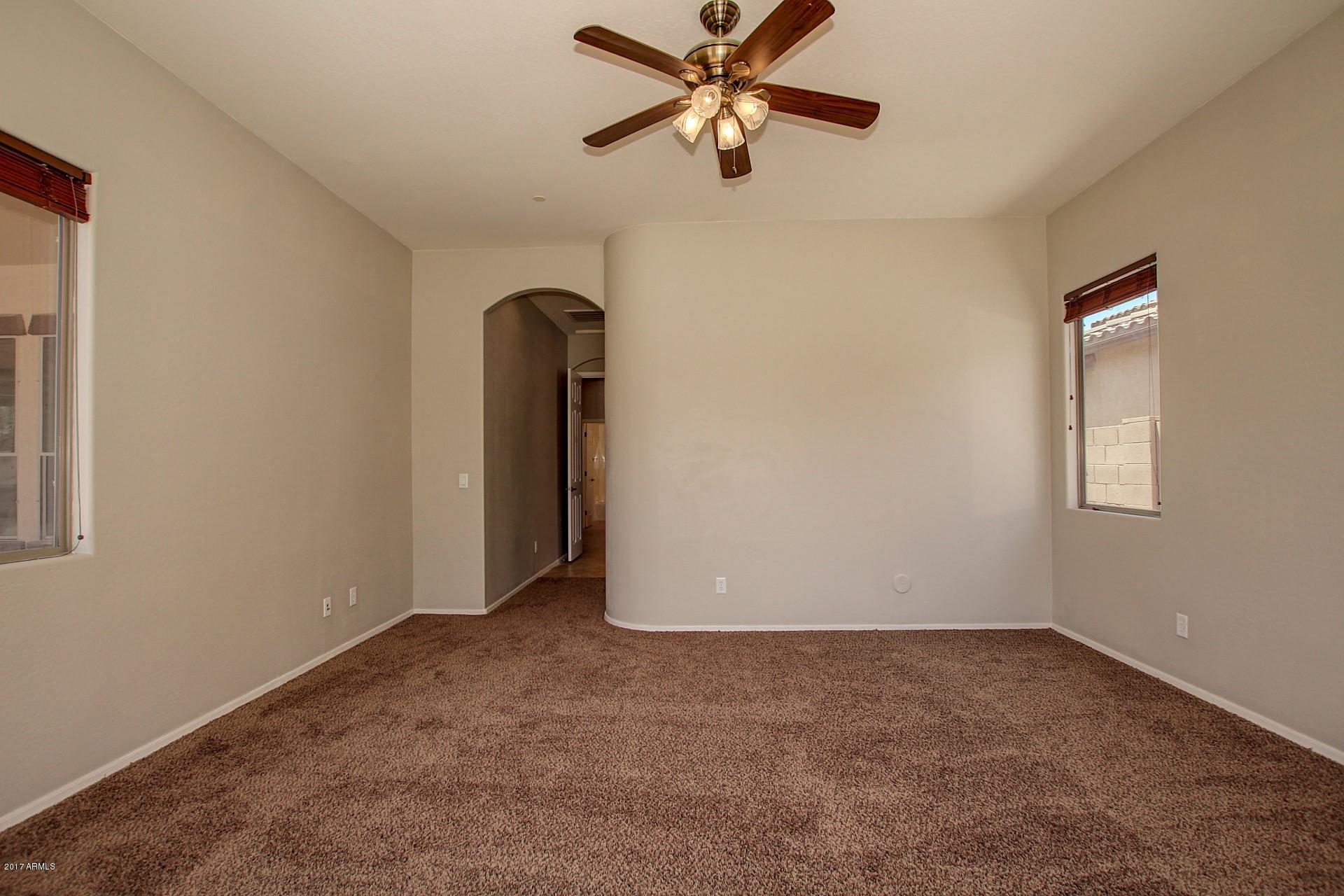 1046 Phelps Street Gilbert, AZ 85295 - Photo 15 of 24 1046 E Phelps St (16)