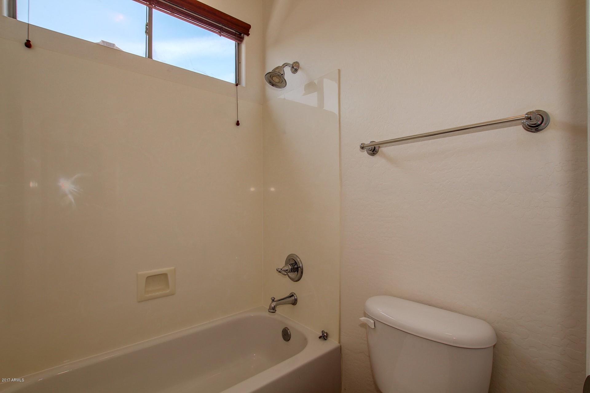 1046 Phelps Street Gilbert, AZ 85295 - Photo 4 of 24 1046 E Phelps St (4)