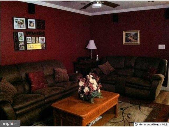 205 Holmes Mill Road Cream Ridge, NJ 08514 - Photo 3 of 14