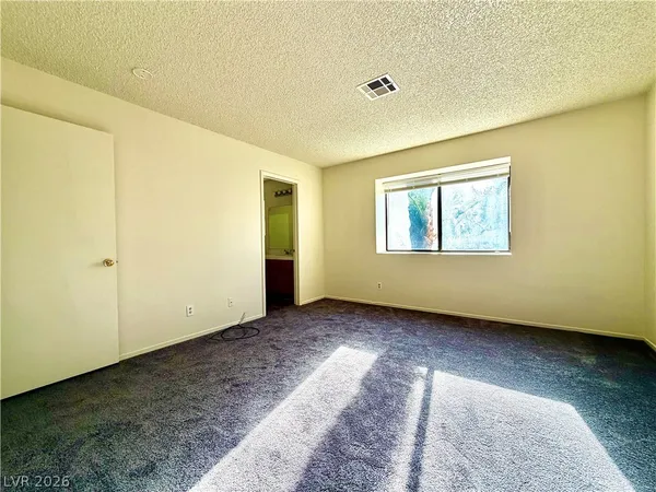 $2,200 | 2063 Waverly Circle, Henderson, NV 89014